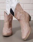 Gazelle™ - Women's V-cut Western Boots
