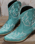 Gazelle™ - Women's V-cut Western Boots