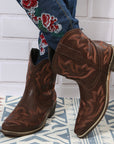 Gazelle™ - Women's V-cut Western Boots