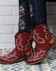 Gazelle™ - Women's V-cut Western Boots