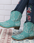 Gazelle™ - Women's V-cut Western Boots